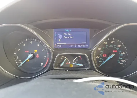 2013 Ford Focus Se z USA, uszkodzony, nr VIN 1FADP3F28DL233304